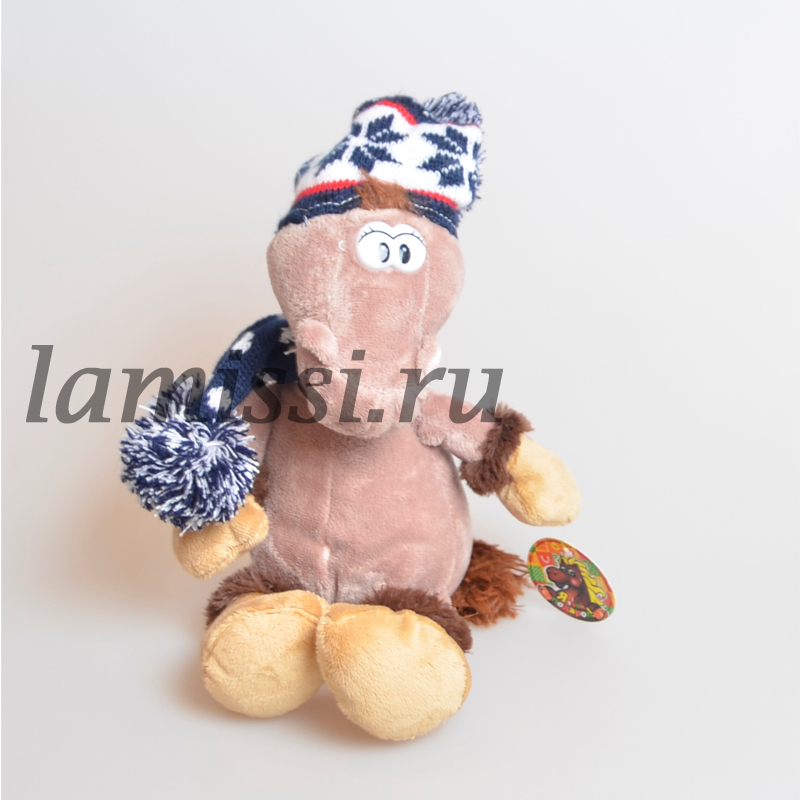 326428 Мягкая игрушка "Лошадь" в вязаной шапочке и шарфе ― Ламисси. Магазин подарков